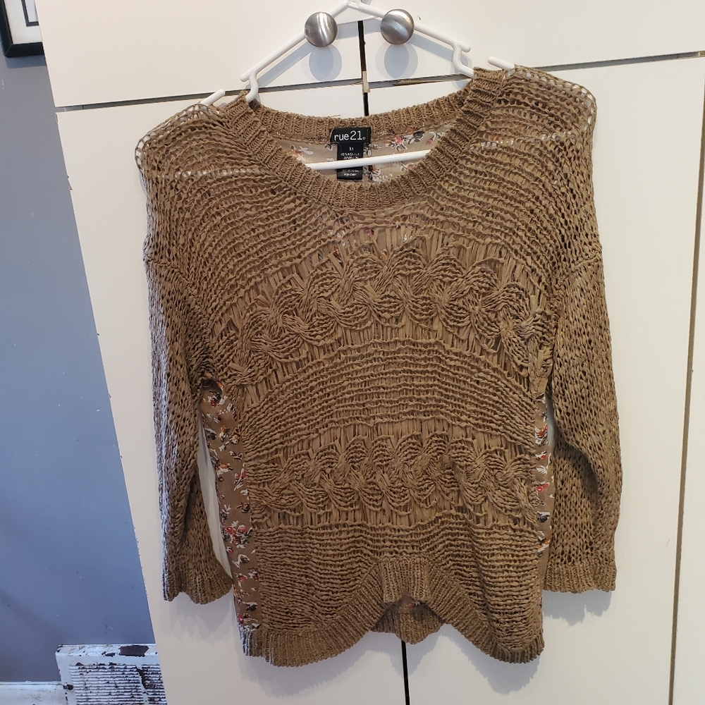 Womens rue21 half sleeve cut sweater